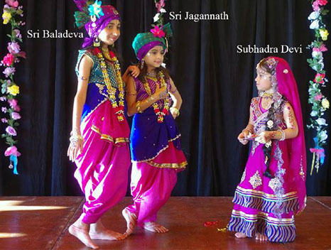 Semi-classical Indian dance performance at Hare Krishna festival in Philadelphia